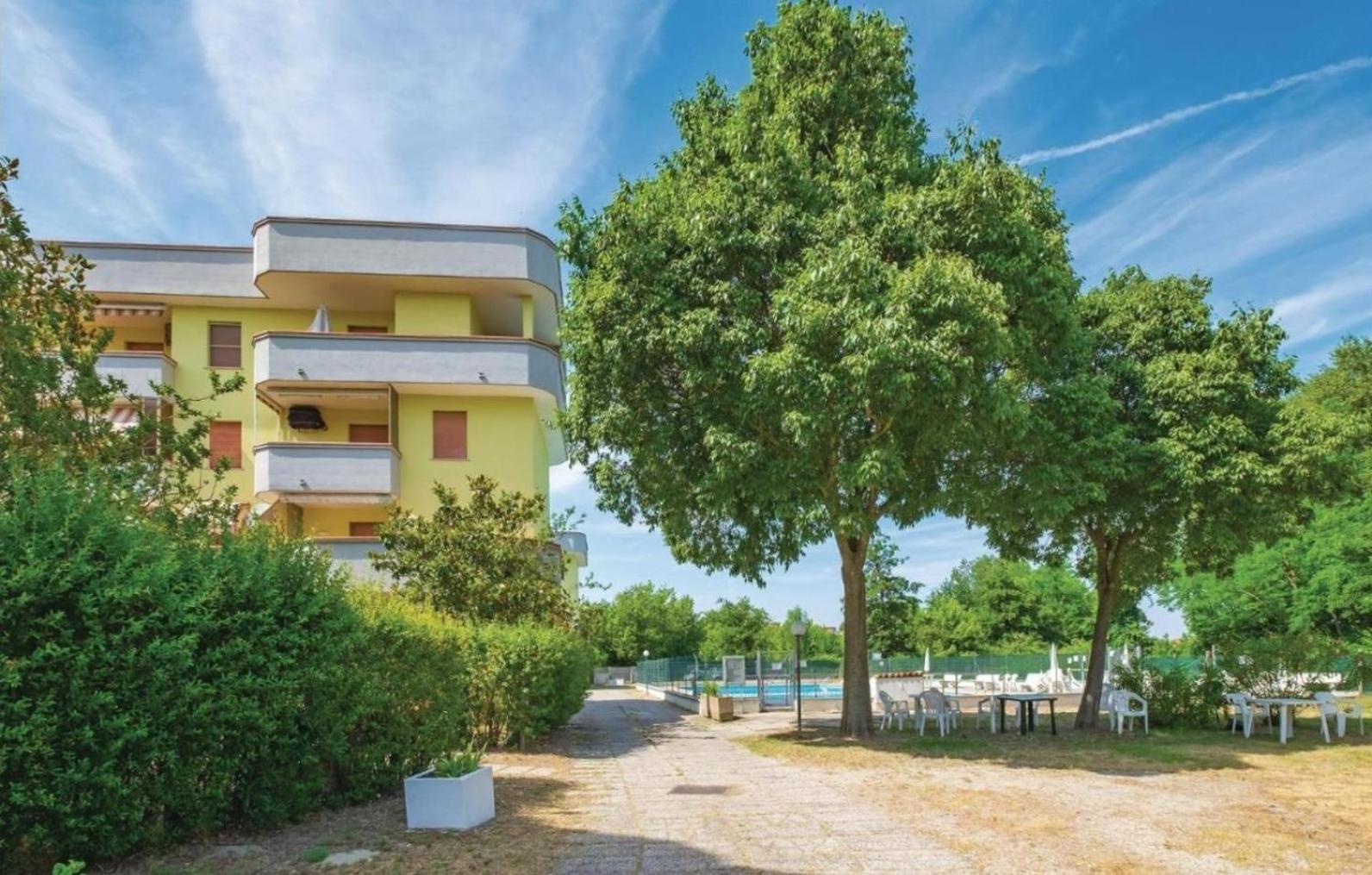 La Dolce Vita - Apartment With Shared Pool And Large Terrace 利多尔德纳西奥尼 外观 照片