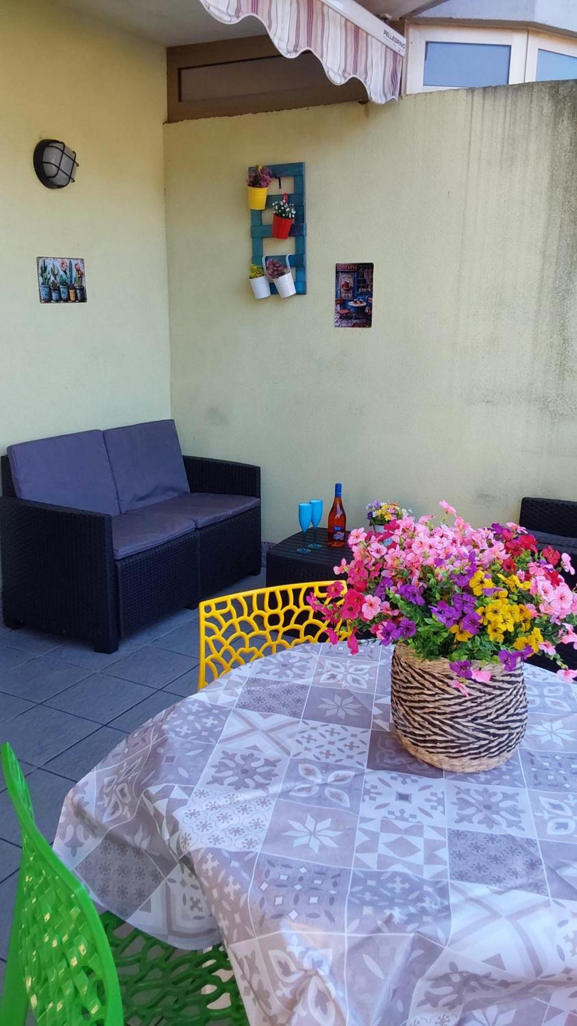 La Dolce Vita - Apartment With Shared Pool And Large Terrace 利多尔德纳西奥尼 外观 照片