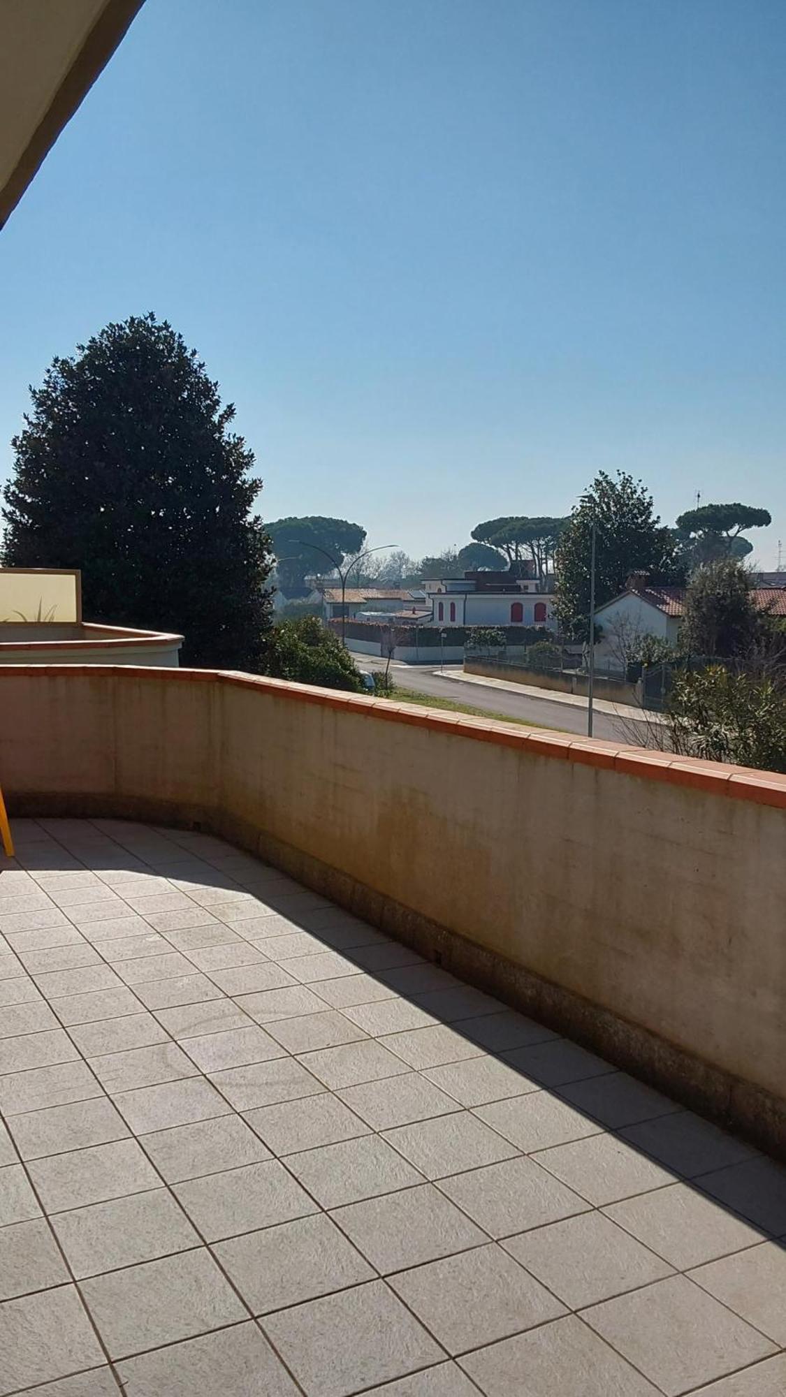 La Dolce Vita - Apartment With Shared Pool And Large Terrace 利多尔德纳西奥尼 外观 照片